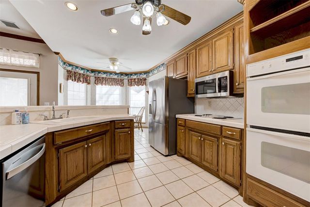 2708 Durland Drive, Edmond, OK 73012