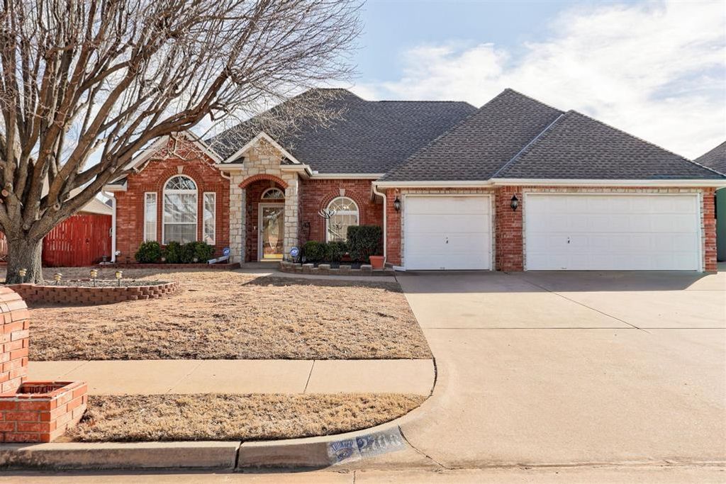 2708 Durland Drive, Edmond, OK 73012