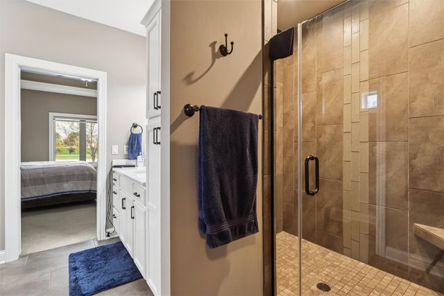 9146 Canyon Street, West Des Moines, IA 50266