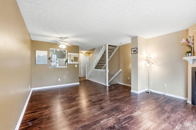 4052 Meadowick Drive, 89B, Columbus, OH 43230