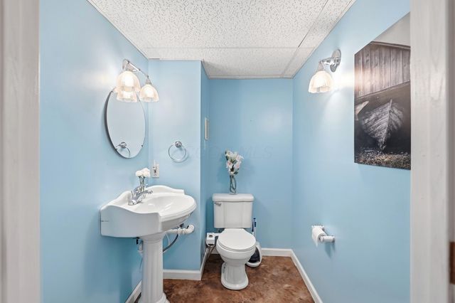 4052 Meadowick Drive, 89B, Columbus, OH 43230