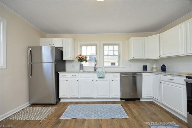 804 Harris Street, Burlington, NC 27217