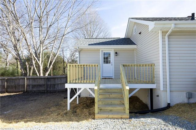 804 Harris Street, Burlington, NC 27217