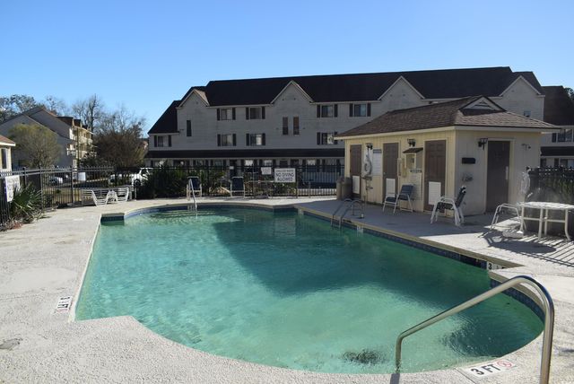 510 Fairwood Lakes Dr Unit 19C, Myrtle Beach, SC 29588