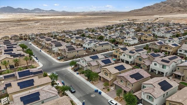 2936 Gaffer Film Street, Las Vegas, NV 89156