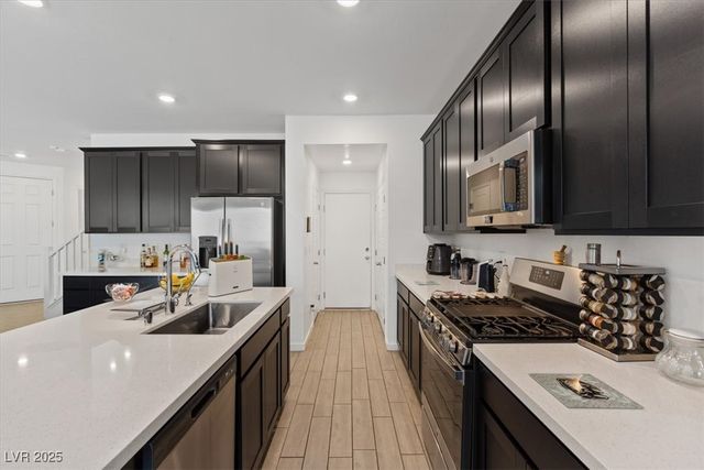 2936 Gaffer Film Street, Las Vegas, NV 89156