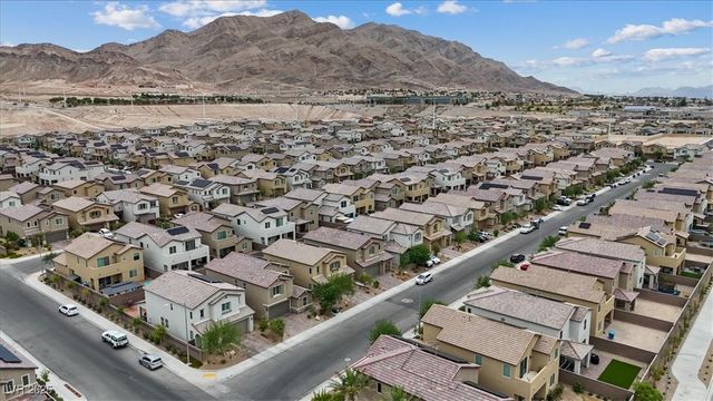 2936 Gaffer Film Street, Las Vegas, NV 89156