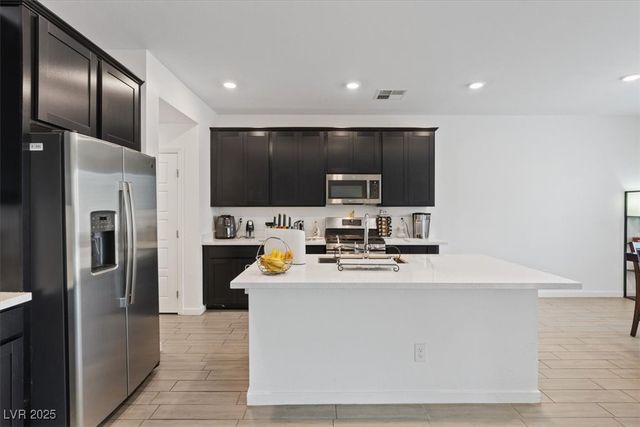 2936 Gaffer Film Street, Las Vegas, NV 89156