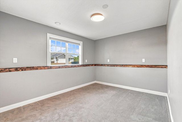 25707 Euclid Avenue, Wyoming, MN 55092