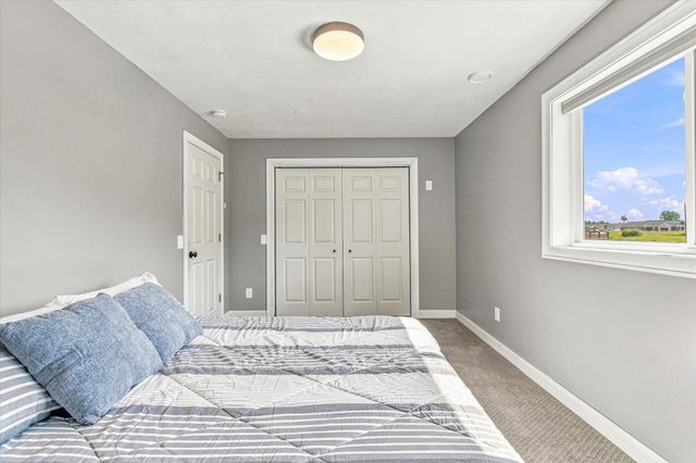 25707 Euclid Avenue, Wyoming, MN 55092