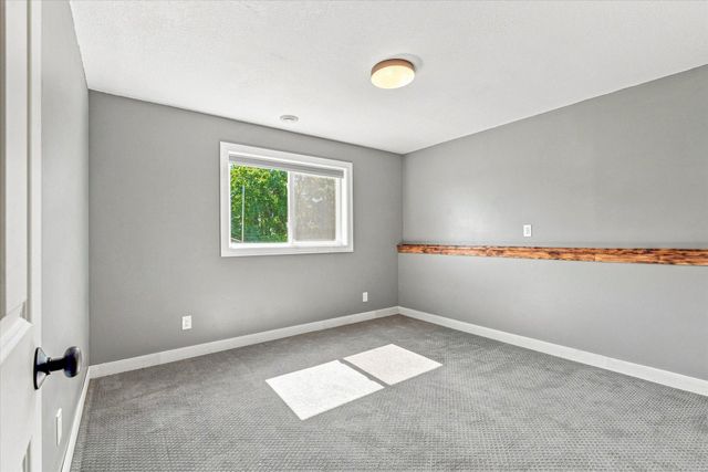 25707 Euclid Avenue, Wyoming, MN 55092