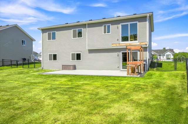 25707 Euclid Avenue, Wyoming, MN 55092