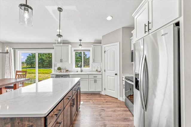 25707 Euclid Avenue, Wyoming, MN 55092