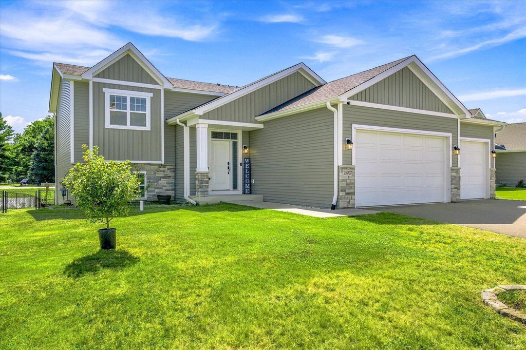 25707 Euclid Avenue, Wyoming, MN 55092 — photo 2