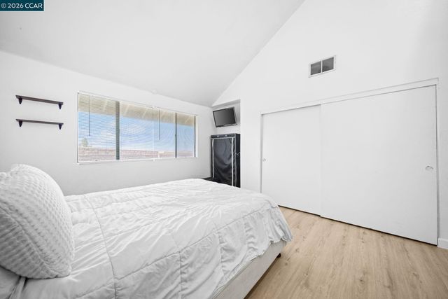 1991 Central Ave 15, Highland, CA 92346