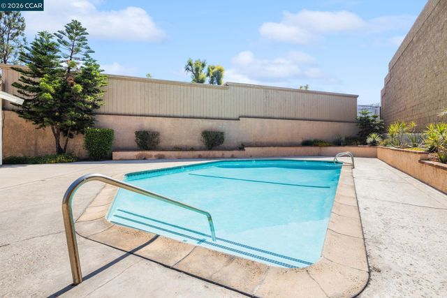 1991 Central Ave 15, Highland, CA 92346