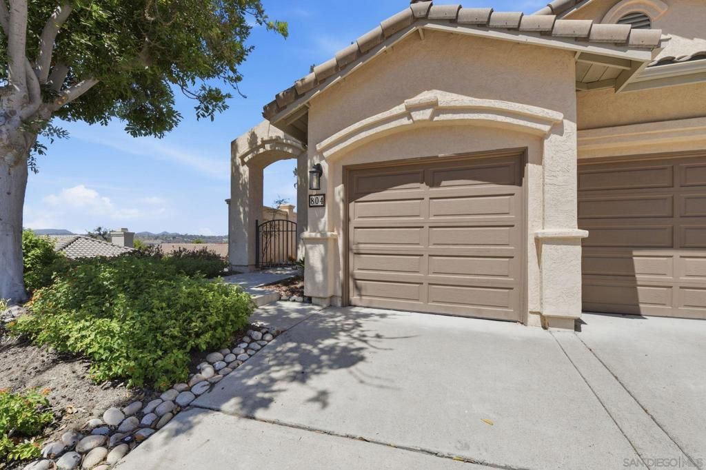 804 Calle Montera, Escondido, CA 92025 — photo 2