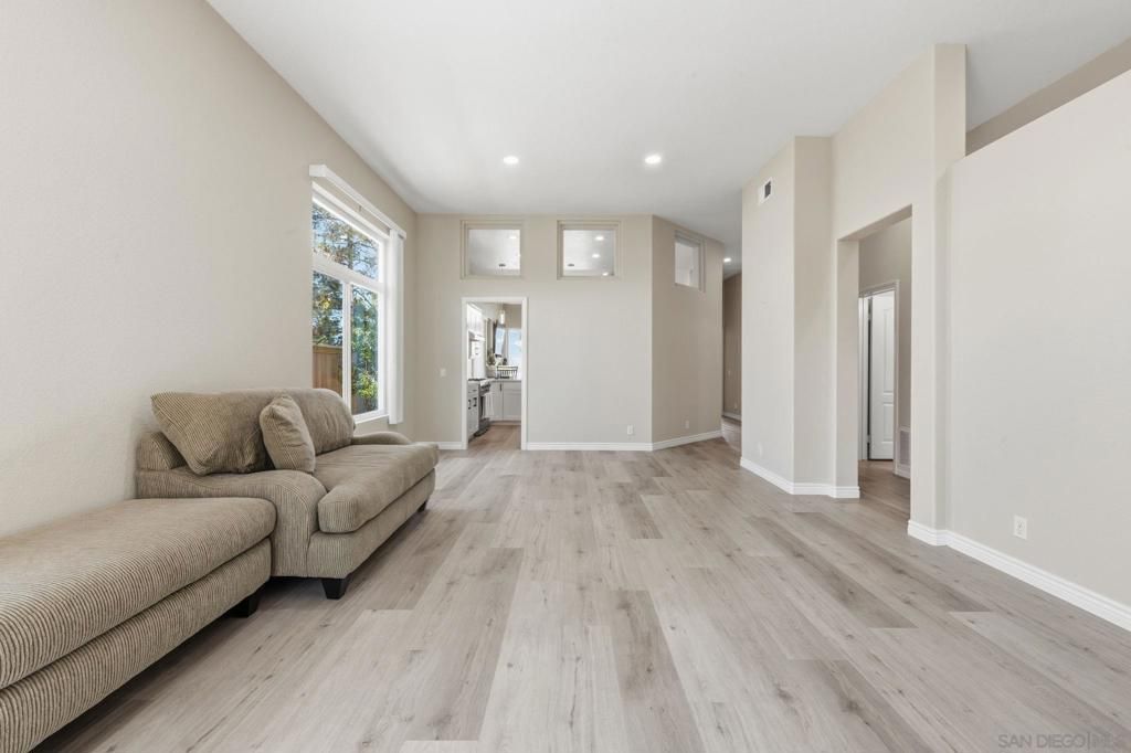 804 Calle Montera, Escondido, CA 92025 — photo 5