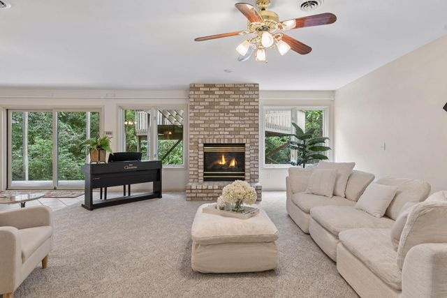9440 Abigail Court, Inver Grove Heights, MN 55077