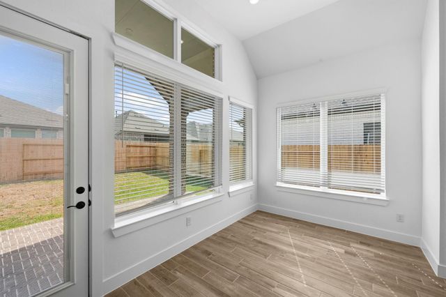 2402 Garden Arbor, Tomball, TX 77375