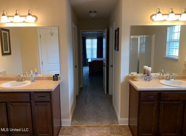 4946 Arrowhead Lane, Olive Branch, MS 38654