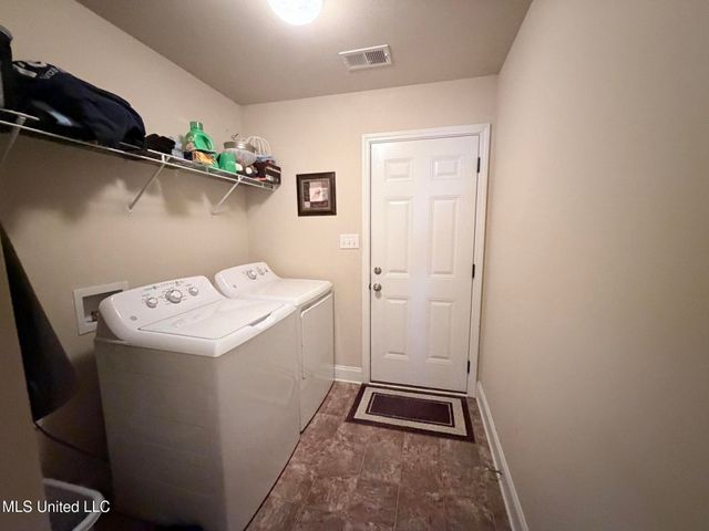 4946 Arrowhead Lane, Olive Branch, MS 38654