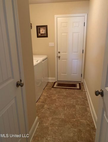 4946 Arrowhead Lane, Olive Branch, MS 38654