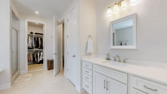 511 Oakvale Ln, Mount Juliet, TN 37122