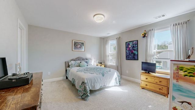 511 Oakvale Ln, Mount Juliet, TN 37122