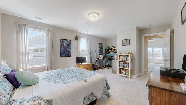 511 Oakvale Ln, Mount Juliet, TN 37122