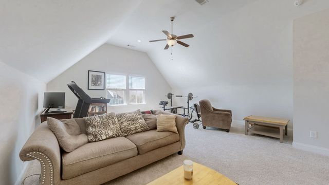 511 Oakvale Ln, Mount Juliet, TN 37122