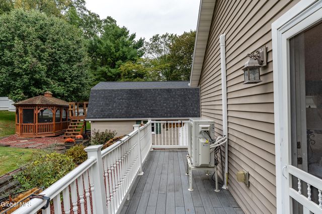 293 Main Street, New Baltimore, NY 12124