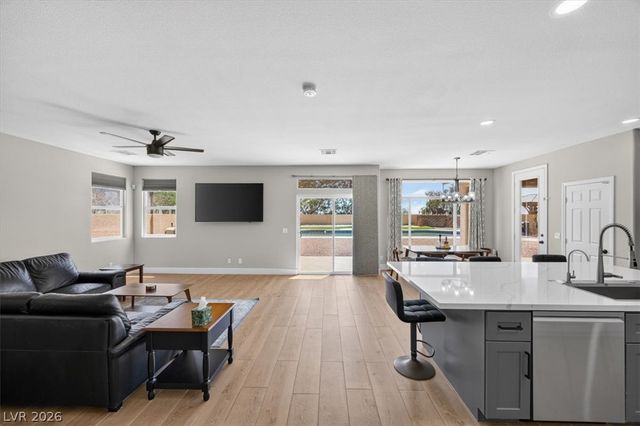 9304 Empire Rock Street, Las Vegas, NV 89143