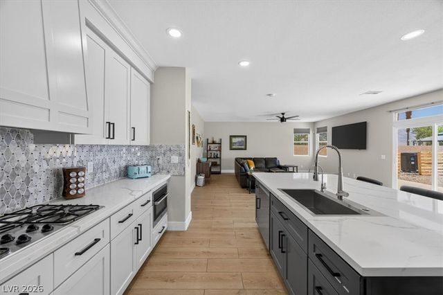 9304 Empire Rock Street, Las Vegas, NV 89143