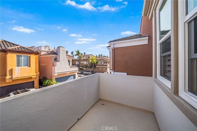 304 Goldenwest Street, Huntington Beach, CA 92648