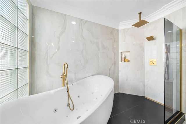 304 Goldenwest Street, Huntington Beach, CA 92648