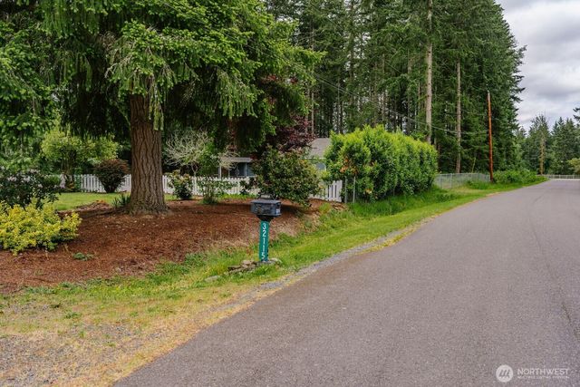 32115 71st Court St E, Eatonville, WA 98328