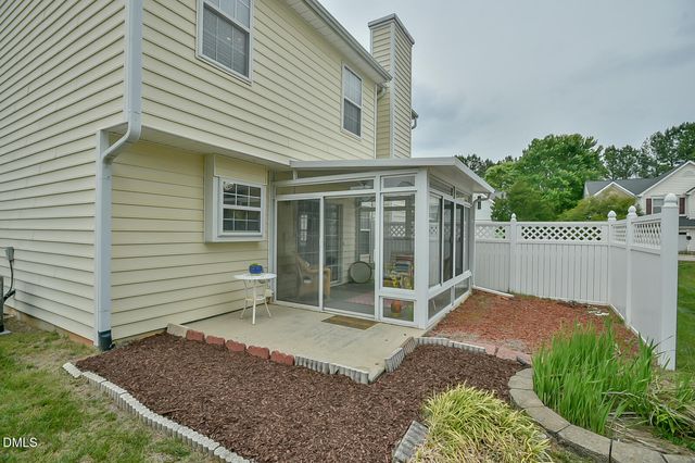301 Firefly Road, Holly Springs, NC 27540