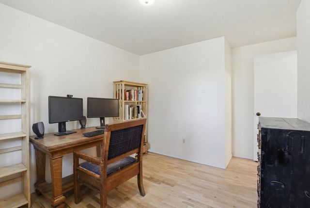 19716 S Cheney Plaza Rd, Cheney, WA 99004