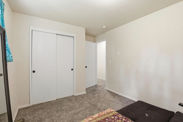 19716 S Cheney Plaza Rd, Cheney, WA 99004