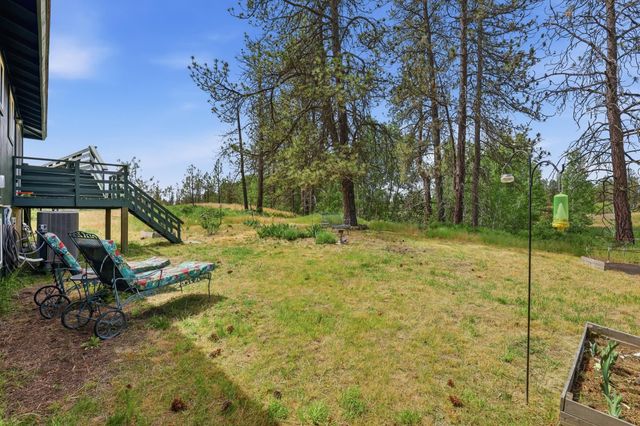19716 S Cheney Plaza Rd, Cheney, WA 99004