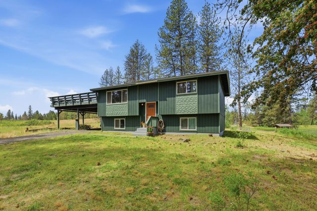 19716 S Cheney Plaza Rd, Cheney, WA 99004