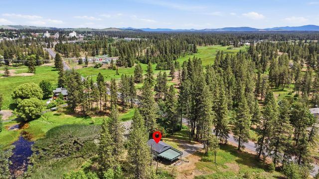 19716 S Cheney Plaza Rd, Cheney, WA 99004