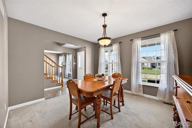 354 Highgrove Place Drive, O'fallon, MO 63366