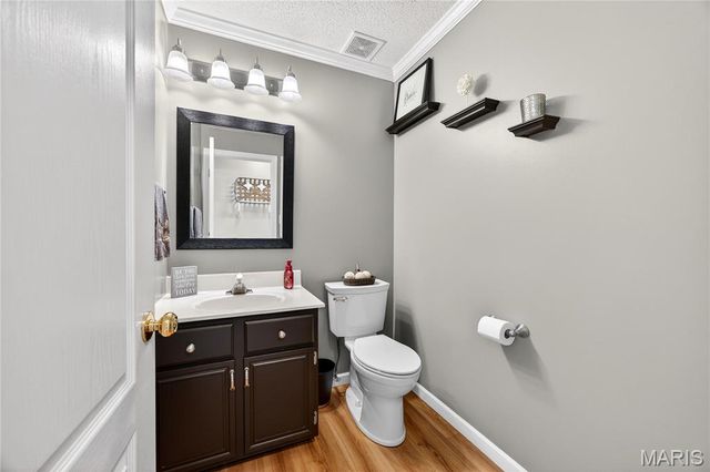 354 Highgrove Place Drive, O'fallon, MO 63366