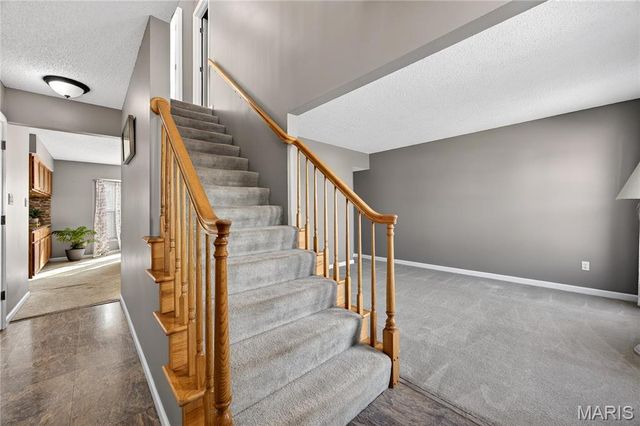 354 Highgrove Place Drive, O'fallon, MO 63366