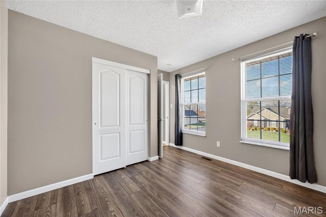 354 Highgrove Place Drive, O'fallon, MO 63366