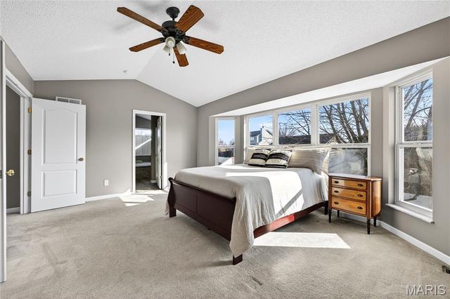 354 Highgrove Place Drive, O'fallon, MO 63366