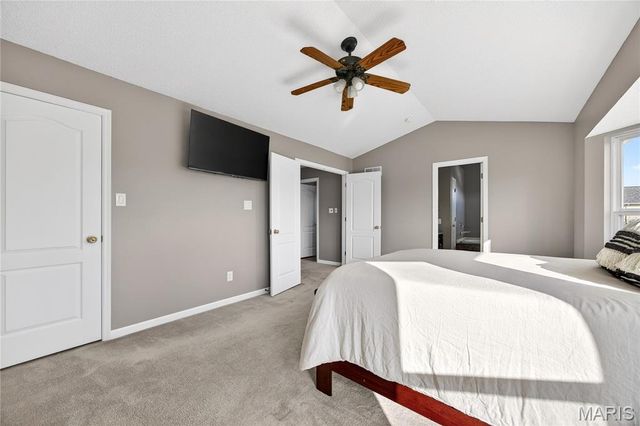 354 Highgrove Place Drive, O'fallon, MO 63366