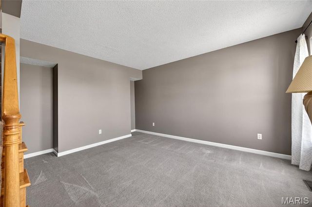 354 Highgrove Place Drive, O'fallon, MO 63366